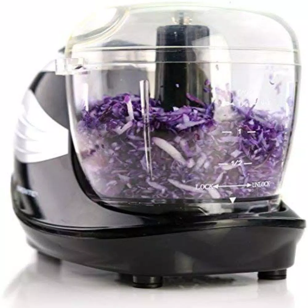 New β€οΈ Ovente 1.5-Cup Single Speed Black Mini Food Processor Chopping Blade, Mixer, Shredding/Slicing Disc π - Image 3